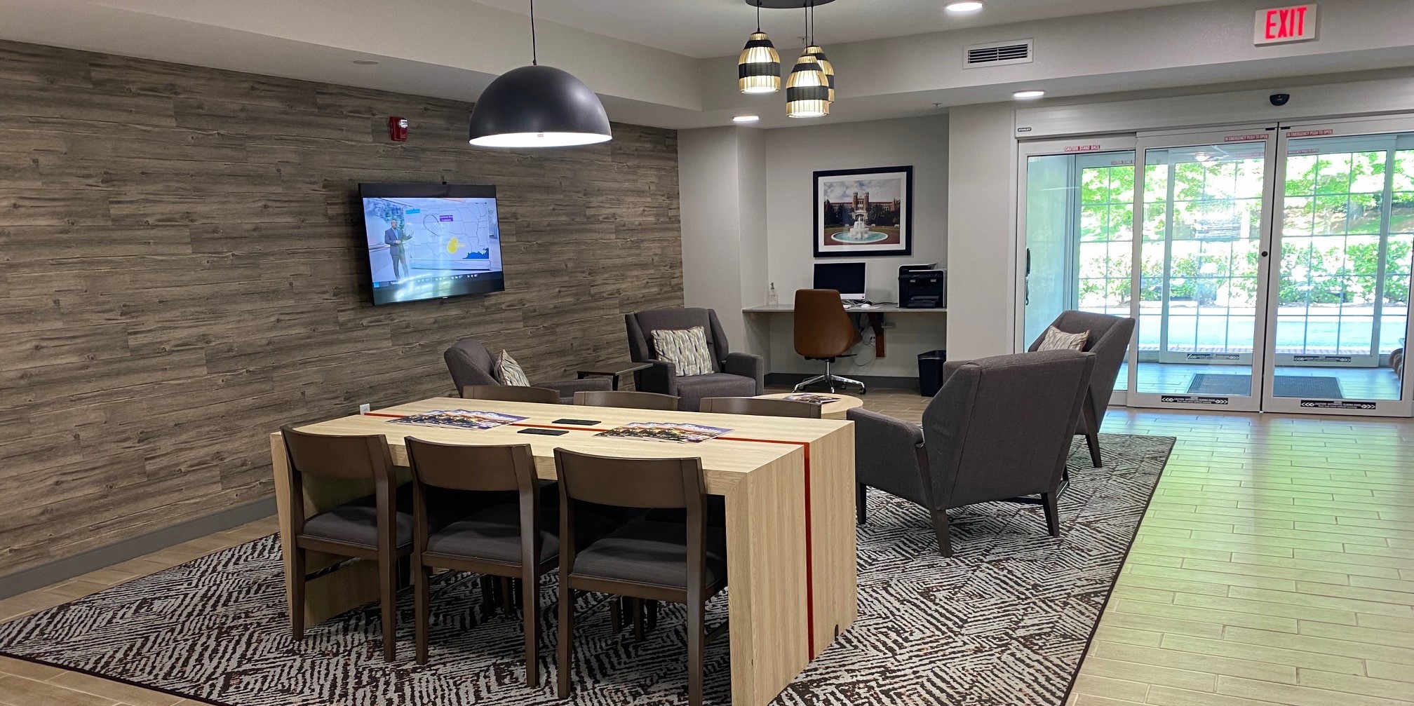  CANDLEWOOD SUITES – TALLAHASSEE, FL